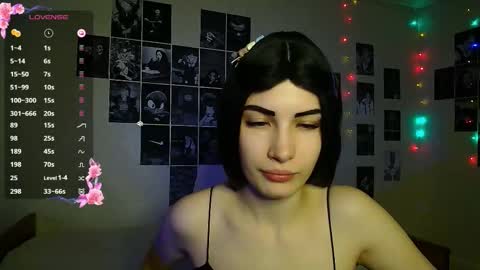 Noora Saetr online show from 10-24-25, 12:19