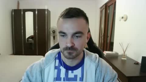 Snapshot of mu5clemania chatting on 03-14-26, 06:02 Victor online show from 03-14-26, 06:02