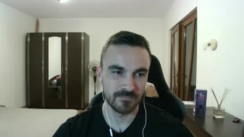 Snapshot of mu5clemania chatting on 03-24-26, 07:08 Victor online show from 03-24-26, 07:08