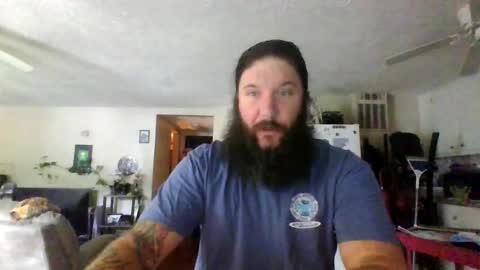 Snapshot of mudge chatting on 07-18-26, 10:24 Mudge online show from 07-18-26, 10:24
