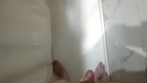 Snapshot of mugglesmuggler chatting on 02-17-26, 12:01 mugglesmuggler online show from 02-17-26, 12:01