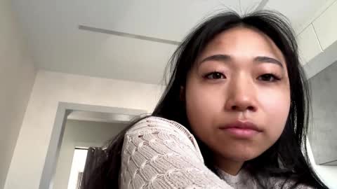 Mia online show from 03-31-26, 10:21