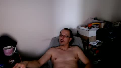 Snapshot of muschiliebhaber chatting on 07-17-26, 10:00 Horny Goat online show from 07-17-26, 10:00
