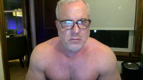 Muscl Dad online show from 04-14-26, 03:23