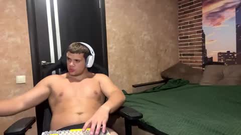 Snapshot of musclephantom chatting on 06-07-26, 09:07 Egor online show from 06-07-26, 09:07