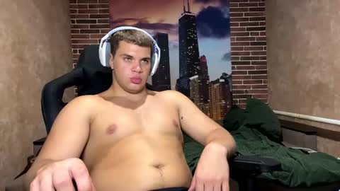 Snapshot of musclephantom chatting on 06-30-26, 08:21 Egor online show from 06-30-26, 08:21
