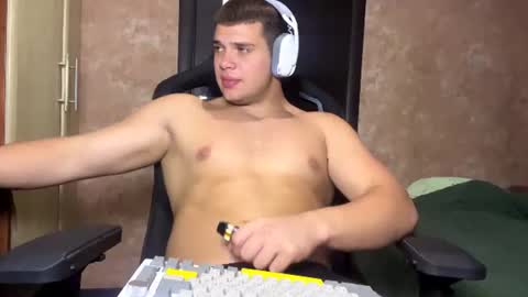 Snapshot of musclephantom chatting on 07-01-26, 08:41 Egor online show from 07-01-26, 08:41