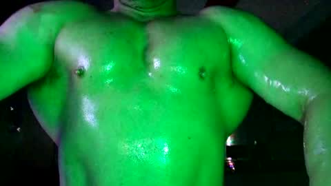 Snapshot of muscles_hulk chatting on 08-09-26, 08:36 Hulk Muscles - NEW ACCOUNT online show from 08-09-26, 08:36