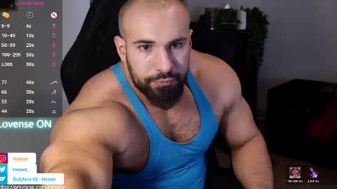 Snapshot of musculusx chatting on 05-10-26, 12:54 Musculus online show from 05-10-26, 12:54