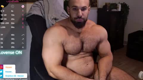Snapshot of musculusx chatting on 05-13-26, 08:38 Musculus online show from 05-13-26, 08:38