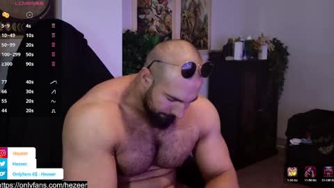 Snapshot of musculusx chatting on 05-22-26, 09:59 Musculus online show from 05-22-26, 09:59