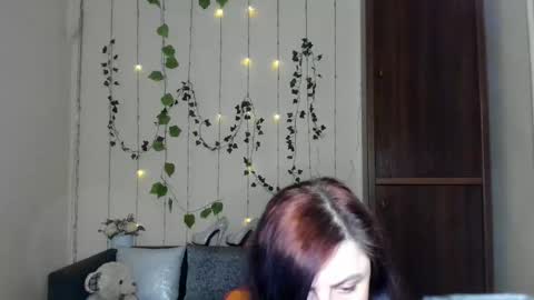 Jeneva online show from 04-30-26, 08:57
