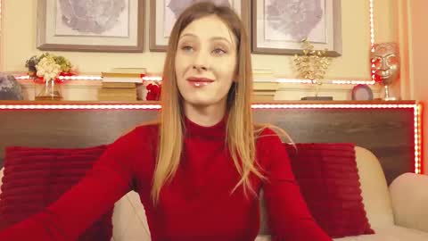 Luna  online show from 02-23-26, 07:11