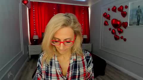 Snapshot of museofstage chatting on 03-04-26, 11:38 Diana online show from 03-04-26, 11:38