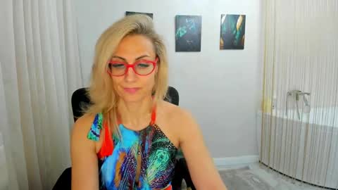 Diana online show from 05-12-26, 11:40