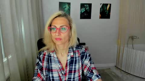 Diana online show from 05-25-26, 12:00