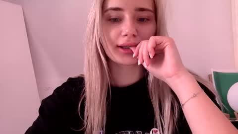 musescorner online show from 03-22-26, 12:19