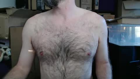 Snapshot of mushman87 chatting on 01-16-26, 02:21 Mushman online show from 01-16-26, 02:21