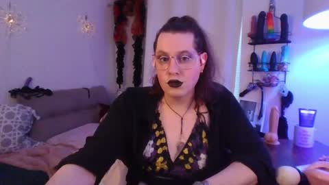 Snapshot of mxsissycharlotte chatting on 06-16-26, 07:05 Mx Charlotte online show from 06-16-26, 07:05