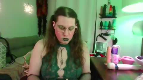 Snapshot of mxsissycharlotte chatting on 06-26-26, 02:16 Mx Charlotte online show from 06-26-26, 02:16