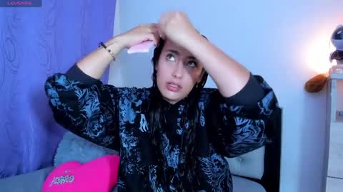 my_aleja_ online show from 04-11-26, 10:41