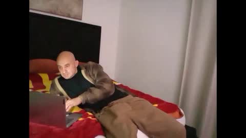 J online show from 11-23-25, 07:30