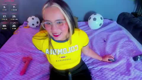Milena or Your Mile  online show from 07-11-26, 08:55