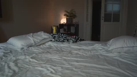 Snapshot of mynaughtynights chatting on 07-21-26, 10:17 Sima online show from 07-21-26, 10:17