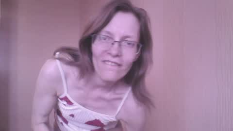 Snapshot of mysterious_blondy chatting on 06-08-26, 10:26 mysterious_blondy online show from 06-08-26, 10:26