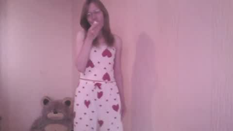 Snapshot of mysterious_blondy chatting on 07-13-26, 11:40 mysterious_blondy online show from 07-13-26, 11:40
