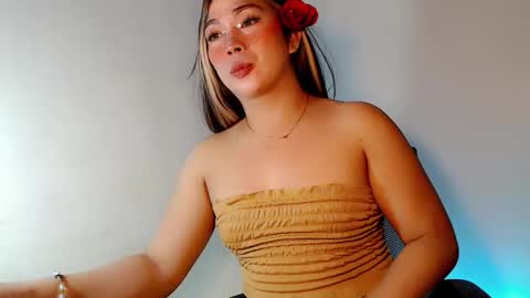 Snapshot of mysterious_kim chatting on 03-17-26, 03:11 kimmy online show from 03-17-26, 03:11