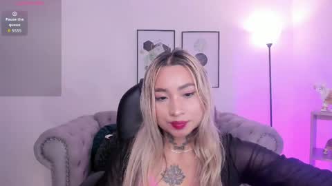 mystic_nova_ online show from 03-06-26, 11:39