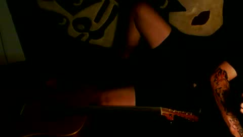 Snapshot of n33koblakk chatting on 06-17-26, 02:58 n33koblakk online show from 06-17-26, 02:58