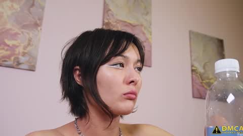 Sonmi online show from 12-15-24, 04:37