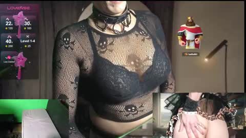 Snapshot of nackedforyou chatting on 12-26-24, 01:29 NackedForYou online show from 12-26-24, 01:29