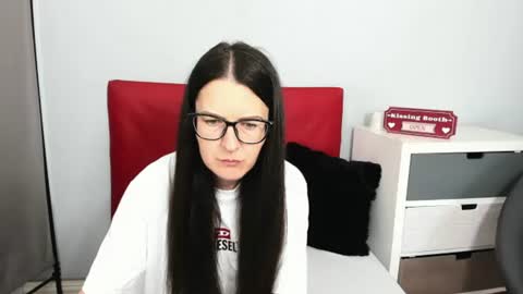 nadiatrue online show from 07-09-26, 03:16