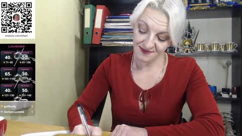 Snapshot of nadin_slut chatting on 12-23-24, 06:11 Nadin online show from 12-23-24, 06:11