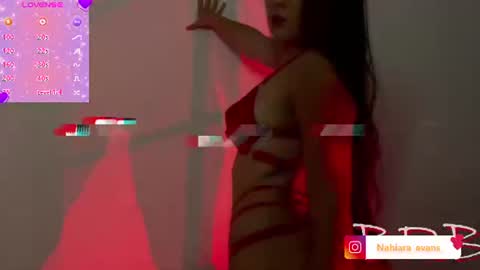NAHIARA EVANS online show from 06-08-26, 01:11