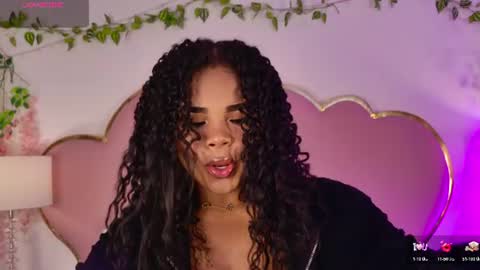 Snapshot of nahiarareina chatting on 06-13-26, 02:15 NahiaraReina online show from 06-13-26, 02:15