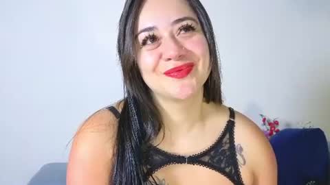 Snapshot of nahomi_sweett chatting on 06-10-26, 10:58 Nahomi online show from 06-10-26, 10:58