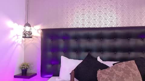 naiaramasson_ online show from 05-26-26, 12:12