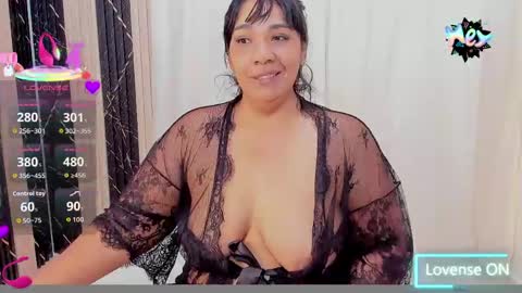 Nailha online show from 04-26-26, 11:08