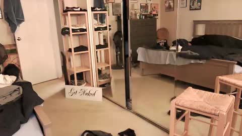 nakedmonkey online show from 05-12-26, 01:25