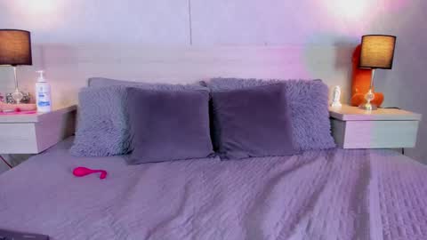 nalamittens online show from 02-21-25, 11:32