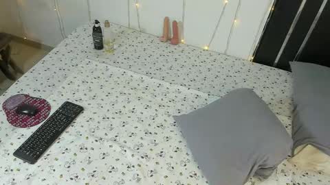 Namir  online show from 10-21-25, 10:05