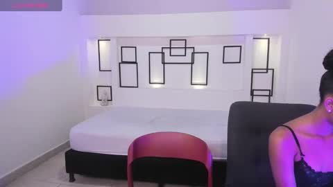 Namoi Smith online show from 01-03-25, 04:00