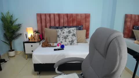 Nana levy online show from 06-19-26, 04:17
