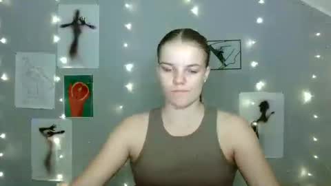 Nana online show from 09-19-25, 08:16