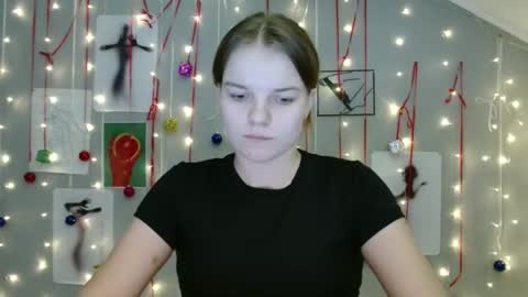 Nana online show from 11-12-25, 09:10