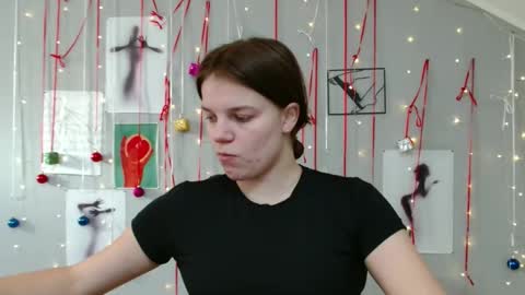 Nana online show from 11-14-25, 07:18